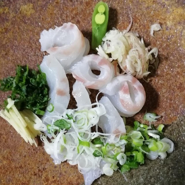 真鯛！愛媛産！変則お造りと塩焼きです！
