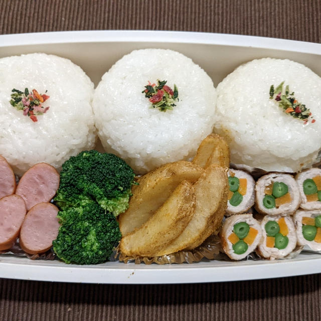 今日のお弁当　第1699号　〜野菜巻き弁当〜