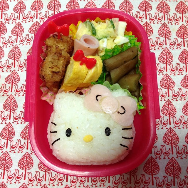 今日の【キティちゃん弁当♪】＆ダブルミルクハース★
