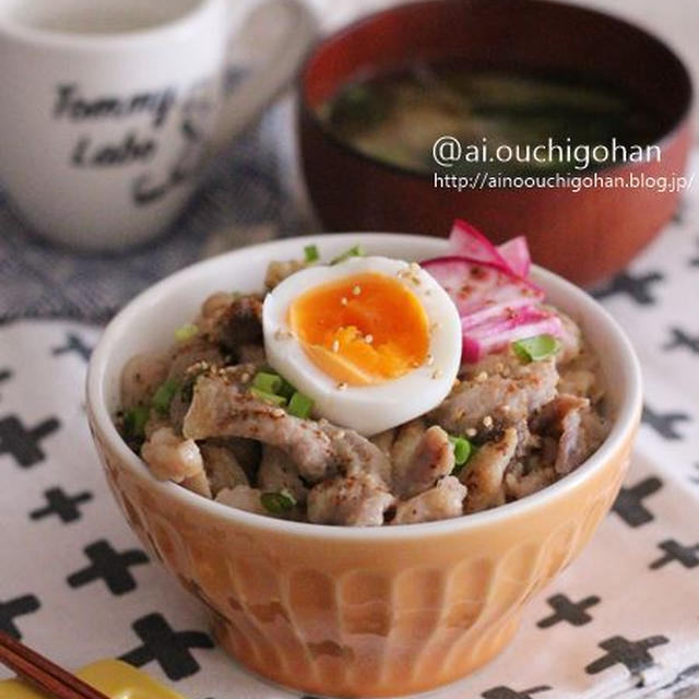 味付け冷凍で平日を楽にする♡丼ものならこれだけで満足！みんな大好き味噌豚丼♡