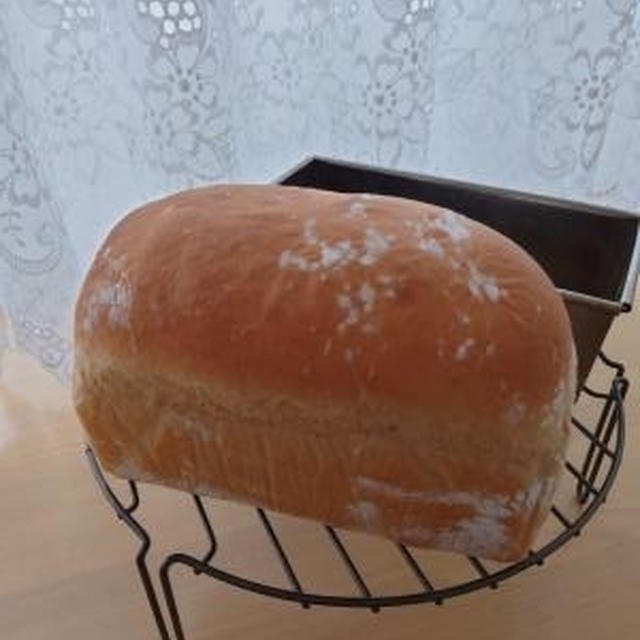 醤油麹全粒粉ミニ食パン🎵 