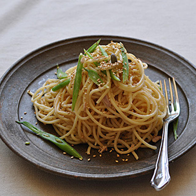 ランチ・いんげんの胡麻和えパスタ