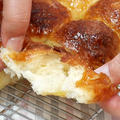 塩バターちぎりパン【こねなくてもタッパで混ぜるだけで作れます】 by HiroMaruさん