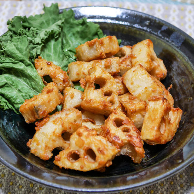 食感よく高温でサクッと揚げる「蓮根の甘辛唐揚げ」&「こんな歳になりました」