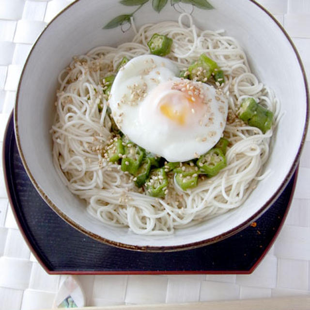 温たまとオクラののっけそうめん