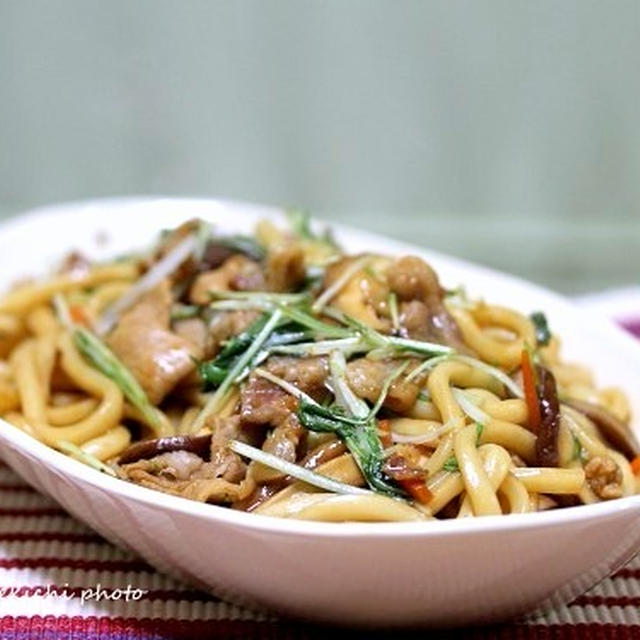 香ばしさ最高「和風醤油焼きうどん」＆「知人からいただいた美味しい蟹」