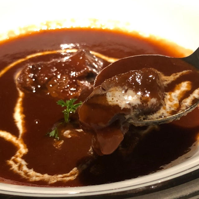 新宿で肉割烹！深夜の大人デートはココで決まり♡