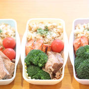 豚の角煮弁当の日(*^O^*)煮汁で炊き込みご飯も♪