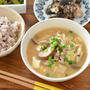 豚きのことくずし豆腐の味噌汁。【具沢山ゴロゴロ汁・食べる味噌汁】