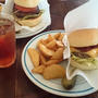 ★GORDIES のハンバーガー 【北谷町砂辺】★