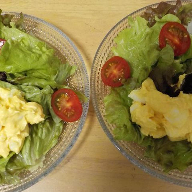 オイシックス食材・いわしの生姜煮、エッグサラダ、水ようかん、器選びを楽しむ。