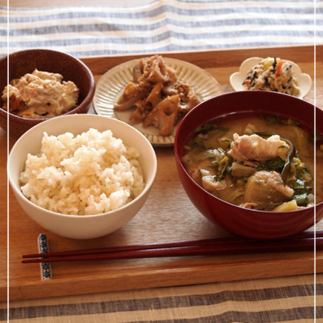 豚汁定食♪素朴なおかずたち