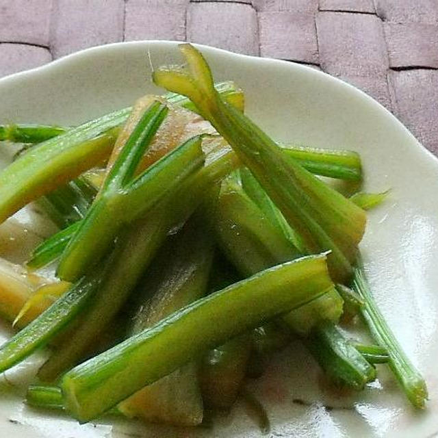 セロリの醤油漬け