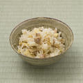 レシピ--水煮でたけのこご飯（炊き込み）鶏肉入り/志村睦彦作の三島手飯椀