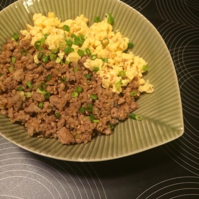 味噌そぼろ丼