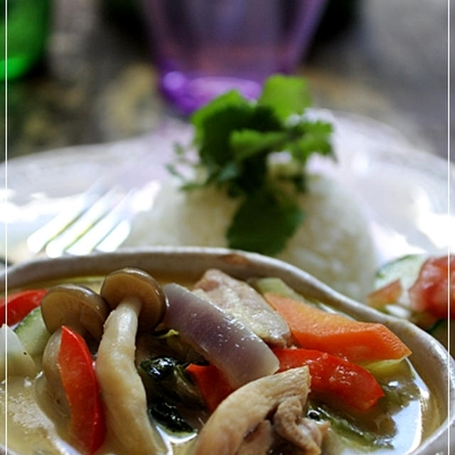 野菜たっぷりのタイ風グリーンカレー