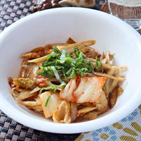 ちくわとごぼうのキムチ柳川【ピリ辛腸活節約おかず】｜レシピ・作り方