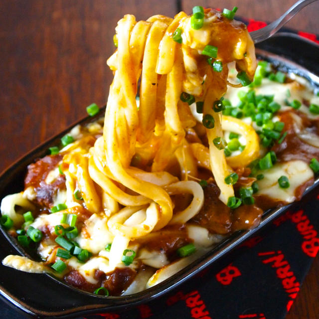 レトルトカレーの二番目にウマい食べ方は「焼きカレーうどん」だ！！