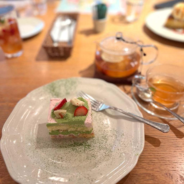 念願のお店で欲しかった食器を大量買い