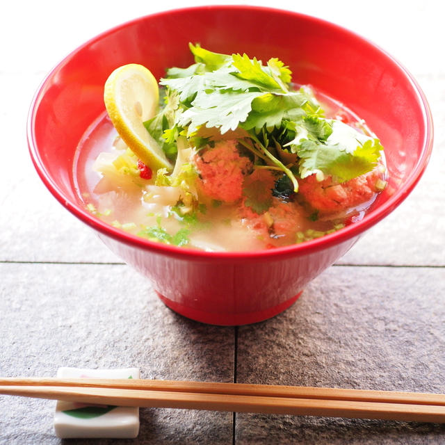 豆腐入り鶏団子スープ