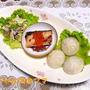 ＜小籠包と鮭の親子のワンプレート＞で夕ご飯