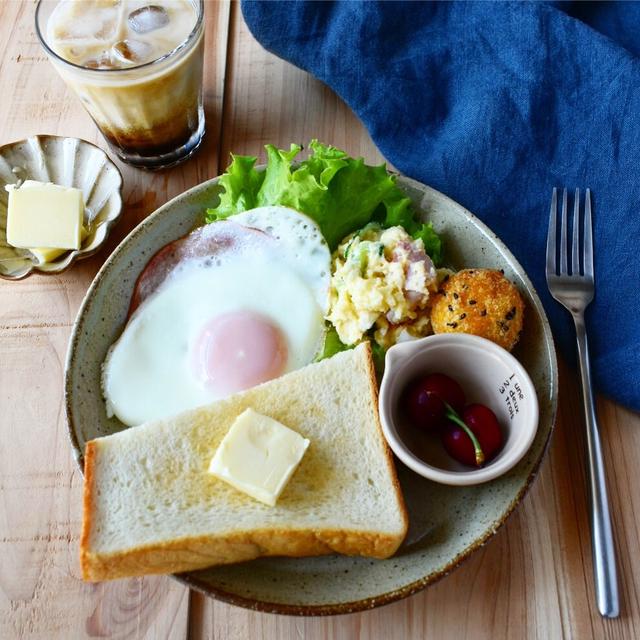 生クリーム食パン【朝ごはん】今日もか、、