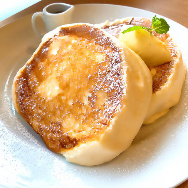 その名も「シルキーパンケーキ」！渋谷「Banks 」絹のようななめらかパンケーキ