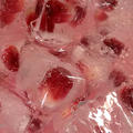 赤い宝石ザクロの実の氷を使って石榴ソーダ[1_007] by 石の林檎さん