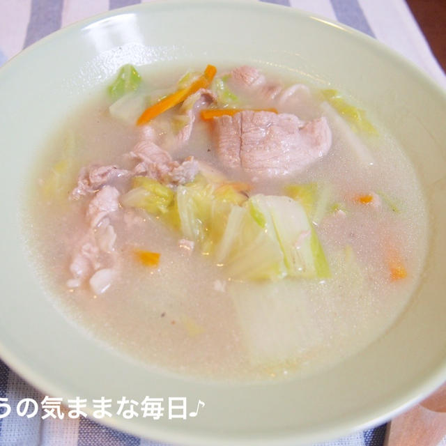 白菜の中華スープで夜ご飯☆