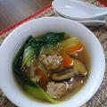 鶏挽肉＆野菜の中華スープ