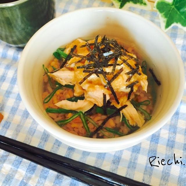 寒い朝に♪体もあったまる♡新しい！ごまみそ鶏茶漬け