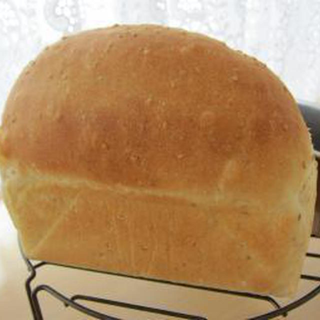 白ごまミニ食パン♪