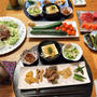 ローストビーフサラダとお刺身と焼き万願寺とかと小鉢8品で晩酌