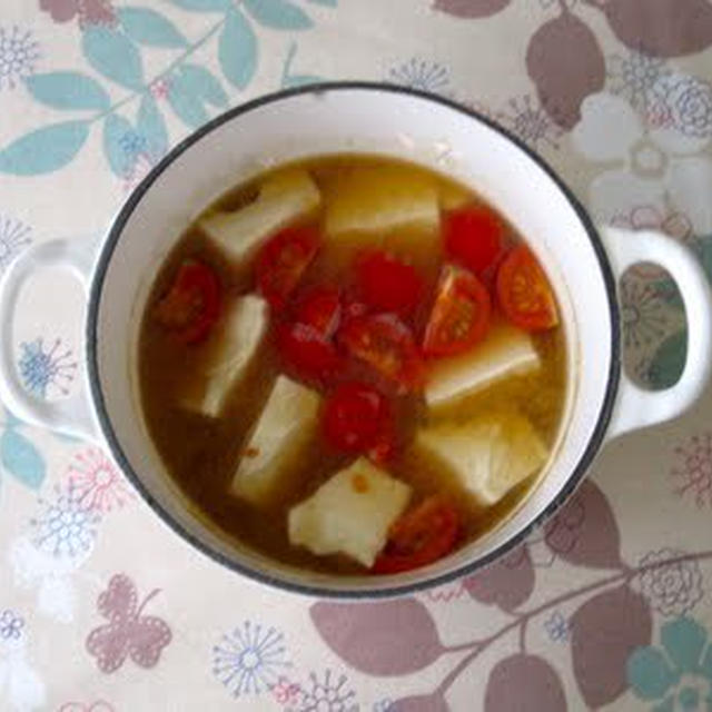 豆腐とトマトのお味噌汁