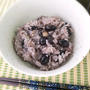 サラダ油を入れるのがポイント♪黒豆ごはん