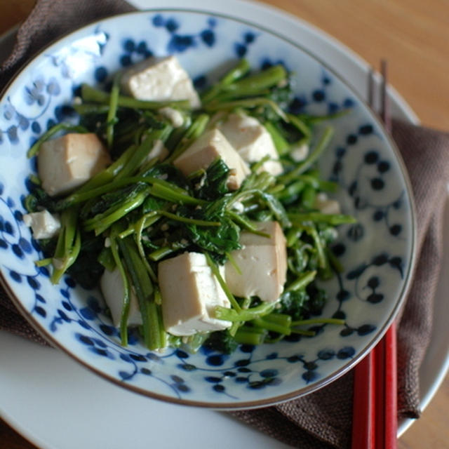 空芯菜の醤油豆腐炒め　