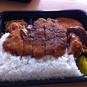 お腹も満足♪   てんこ盛り弁当♪