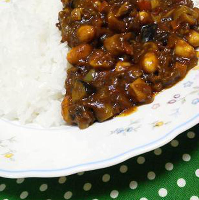 キノコと大豆のキーマカレー☆