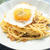家にあるもので楽うま！目玉焼きと塩昆布のガリバタ醤油パスタの作り方・レシピ