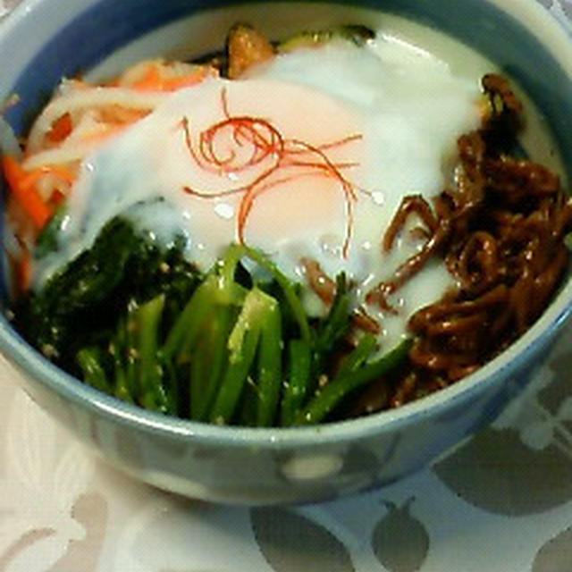 簡単、美味しい、載せるだけビビンバ丼　　クックパッドモニター　　キューピー具のソース　うまみ肉味噌風　