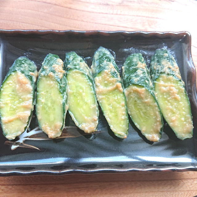 ご飯がすすむきゅうりの味噌白だし漬物