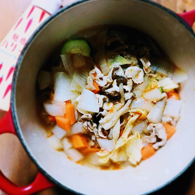 ピリ辛おいしい！野菜たっぷりスープ