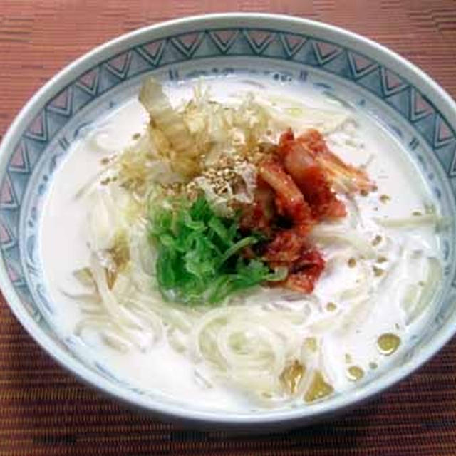 4分程で完成！豆乳キムチうどん