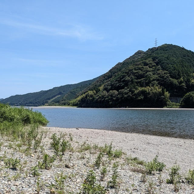 夫婦で川流れ