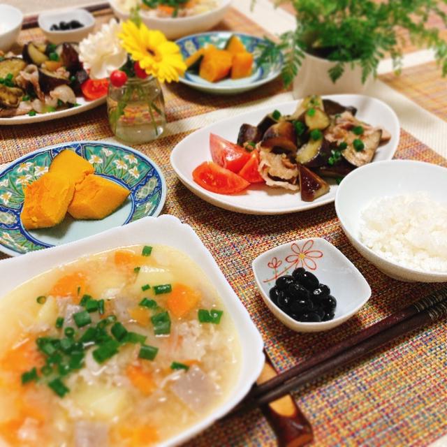お茄子と豚バラ肉の炒め物と豚汁の夕ご飯