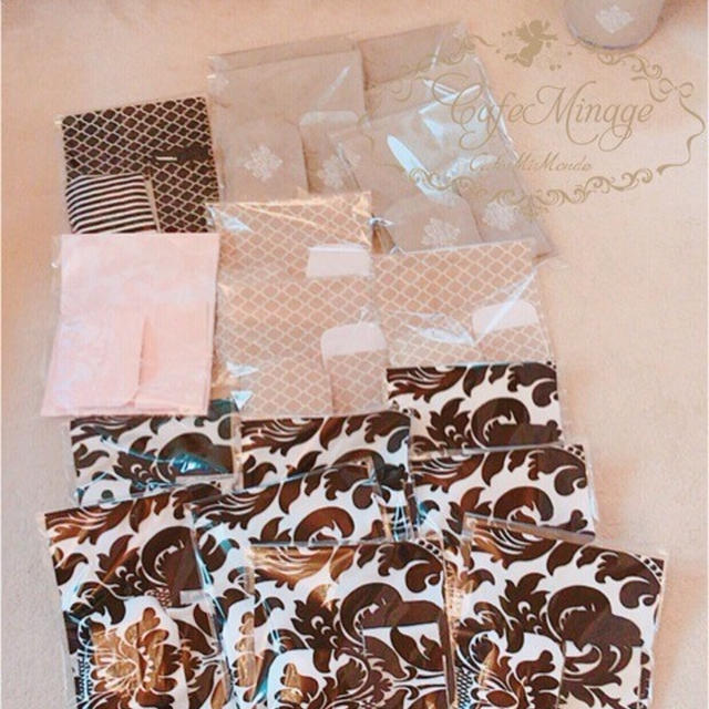 フレンチダマスクとかペットフードボウルとか〜♡