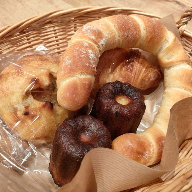 美味しいパンでモーニング(*´艸｀*)