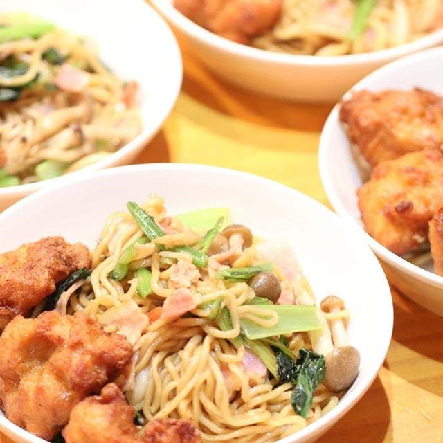 力尽きた日…今夜はお惣菜に頼ります焼きそばにはアレをプラス♪