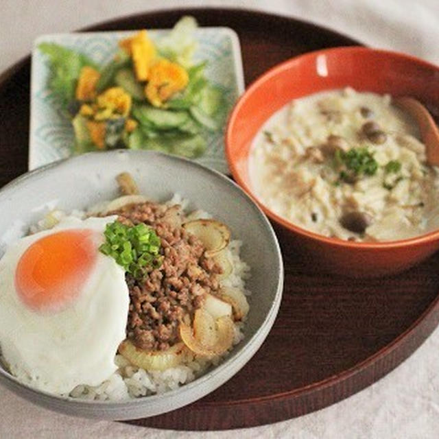 生姜焼きそぼろ丼献立♪