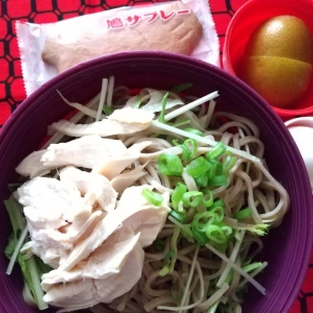 サラダ蕎麦弁当